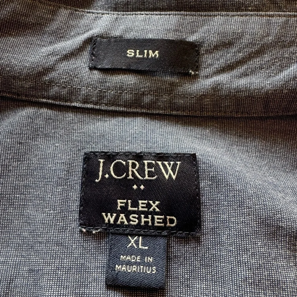 J Crew flex washed men’s shirts. (K)